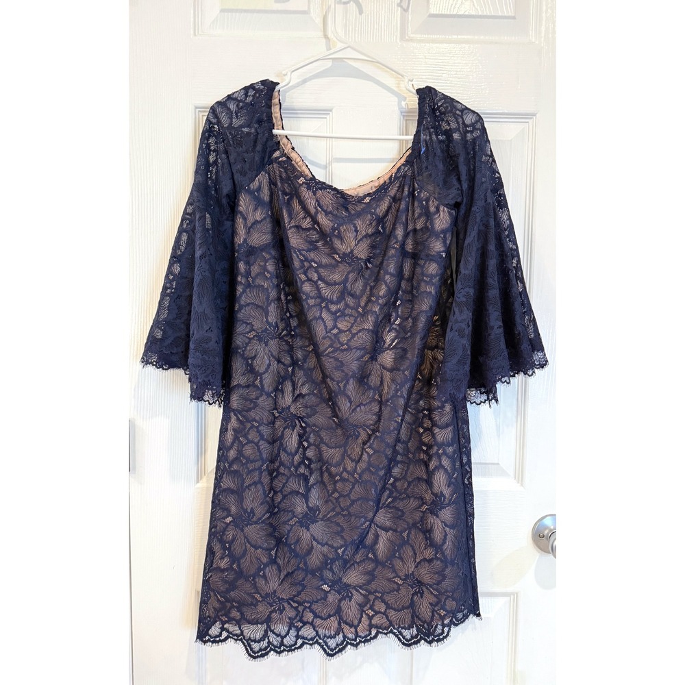 Trina Turk Los Angeles Navy Blue Lace Overlay Dress‎ Size 6 Bell Sleeves